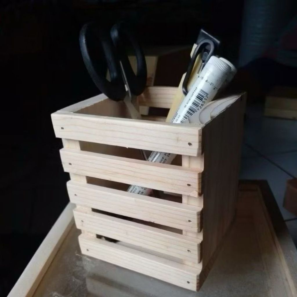 tempat sendok & garpu /tempat kosmetik / rak kamar mandi / rak alat tulis kantor/ kotak kayu pensil/