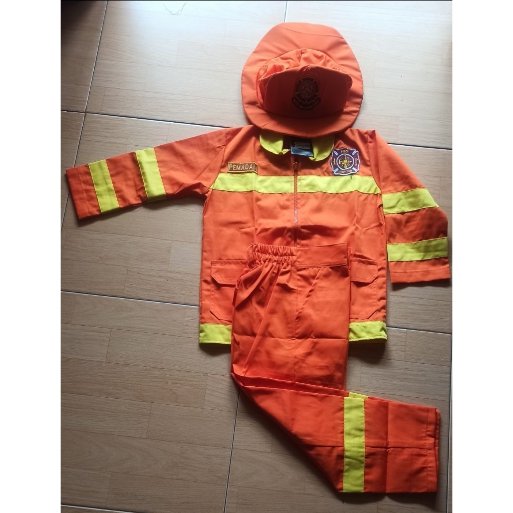 Baju pemadam kebakaran anak