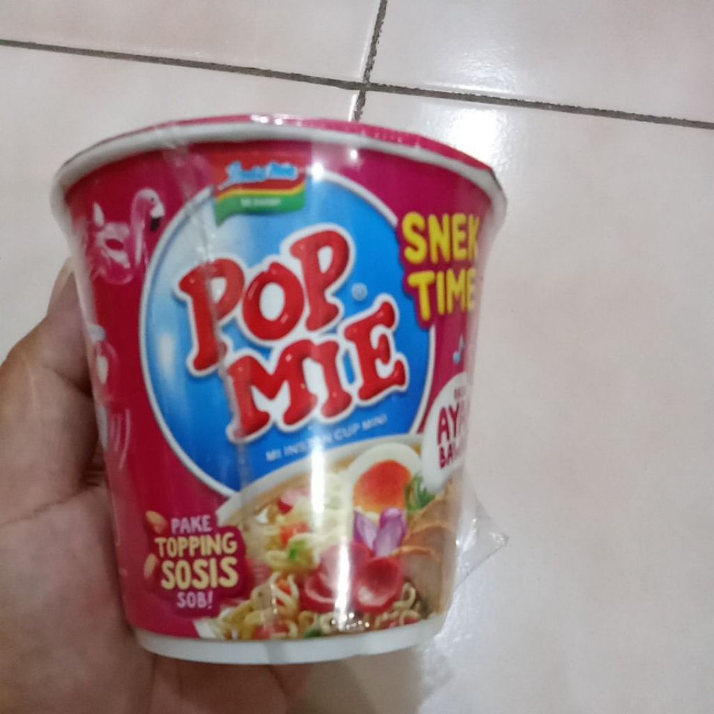 

Pop Mie Mi Instan Cup Mini Rasa Ayam Bawang 40gr