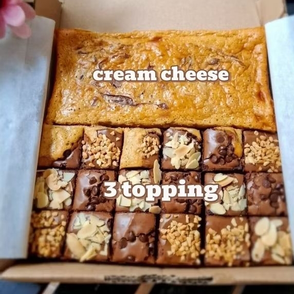 

Brownies Fudgy Mix Komplit 20x20 | Brownies dua rasa cream cheese dan 3 toping
