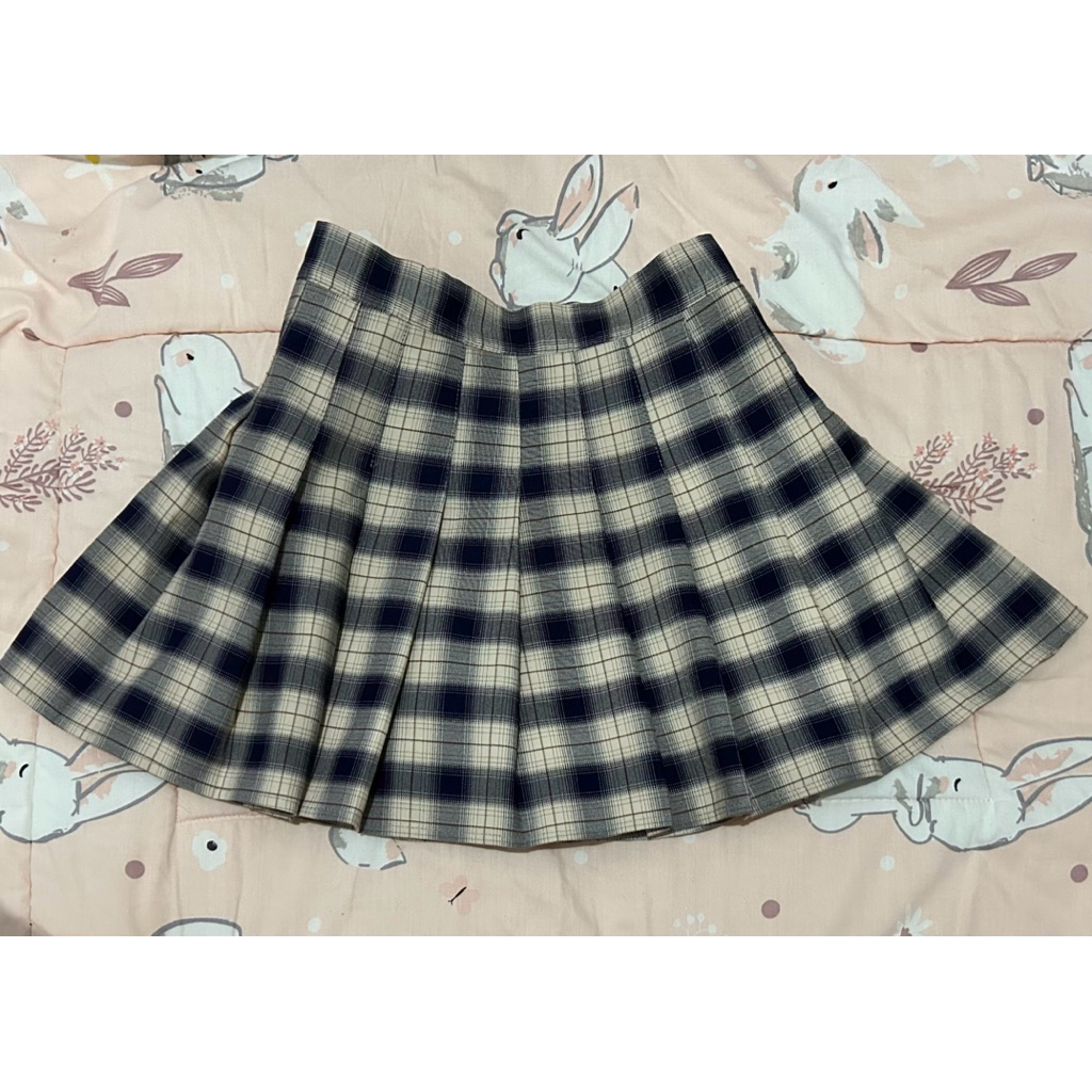 preloved rok pendek / rok mini / rok tennis tenis / mini skirt / rok celana / rokcel