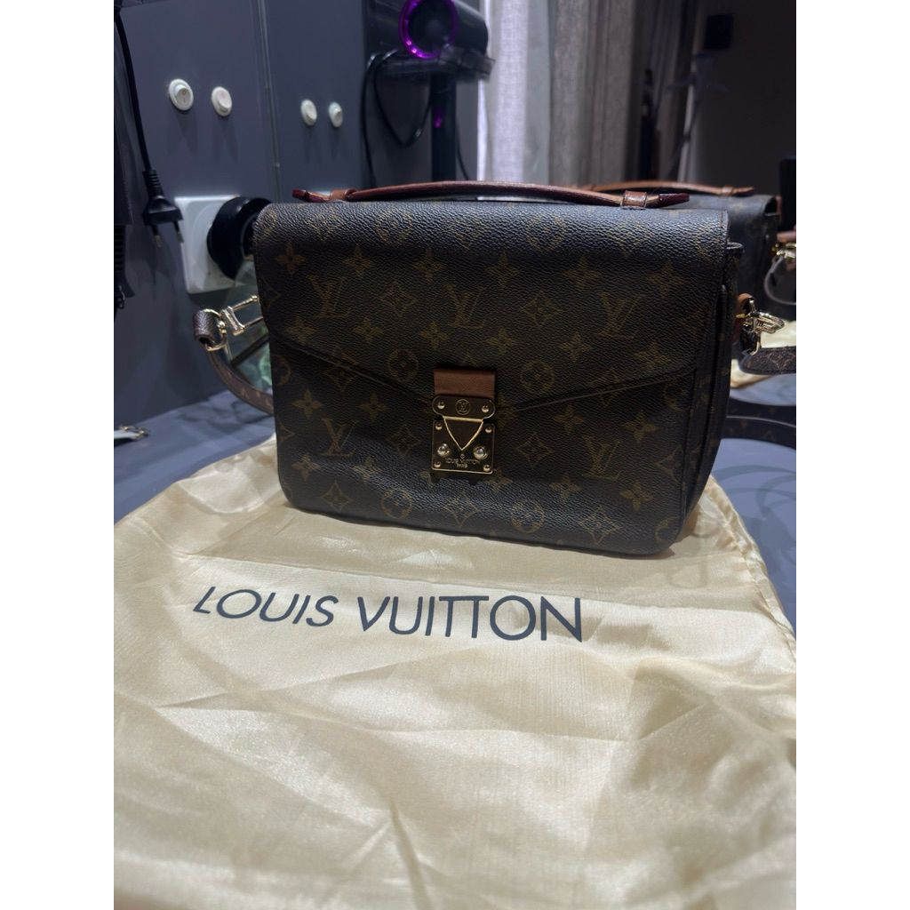 Louis Vuitton Bag