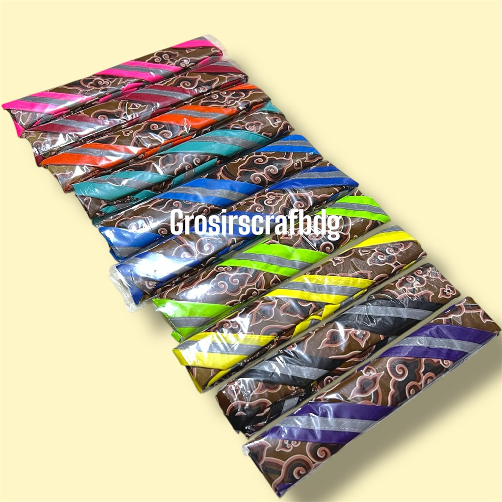 COD | Scraft Pramuka Batik Coklat Mega Mendung scarf Menyala  Scraf batik coklat pramuka menyala Scr