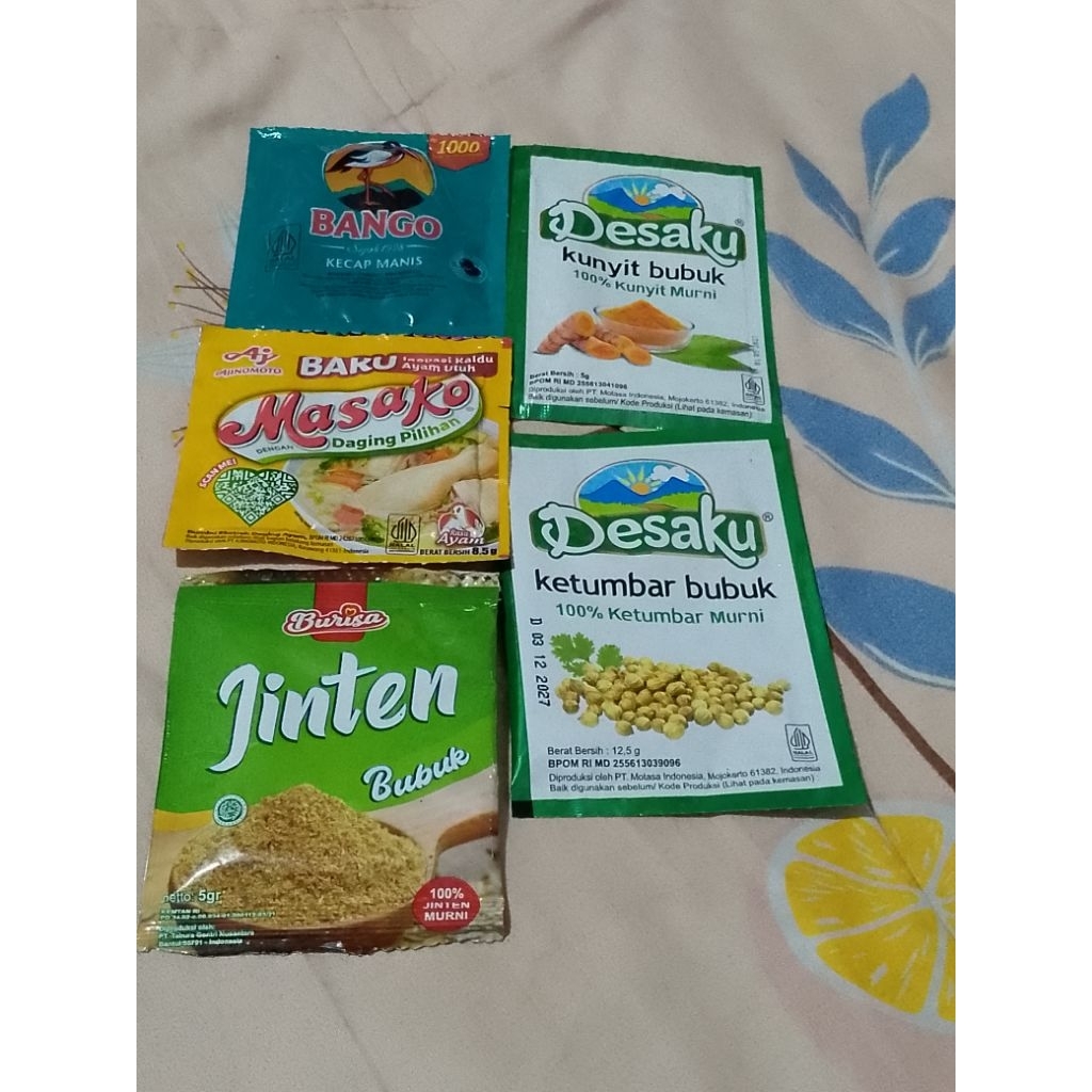 

Kecap Bango+Kunyit Bubuk+Masako+Ketumbar Bubuk+Jinten bubuk 5 gram Paket 4H (TRB109)