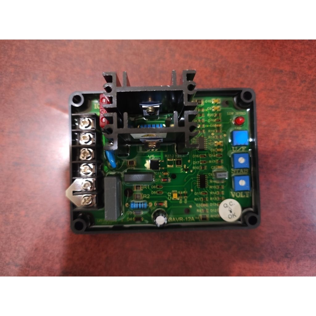 AVR UNIVERSAL GAVR12/GAVR 12A