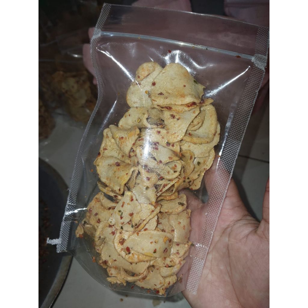 

basreng pedas asin daun jeruk