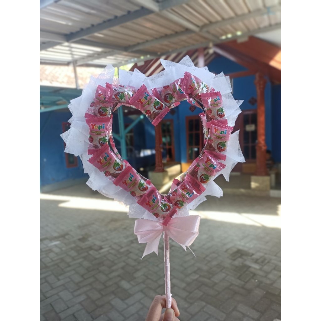 

yupi permen hari guru, yupi love, kado ulang tahun