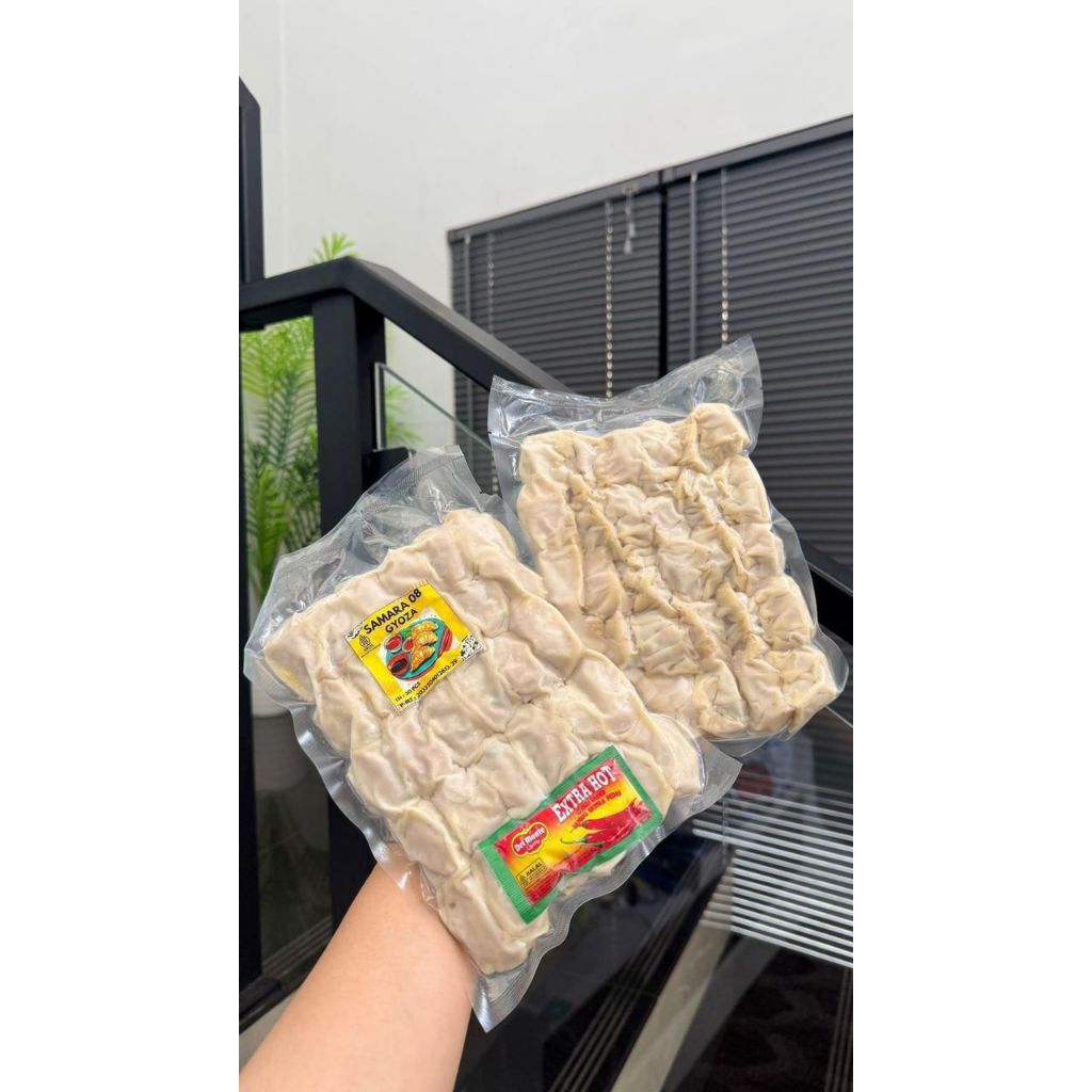 

Gyoza Full Daging