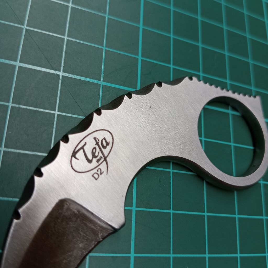 Karambit Mini Baja D2 – Perlengkapan Outdoor & Koleksi EDC Alat Camping