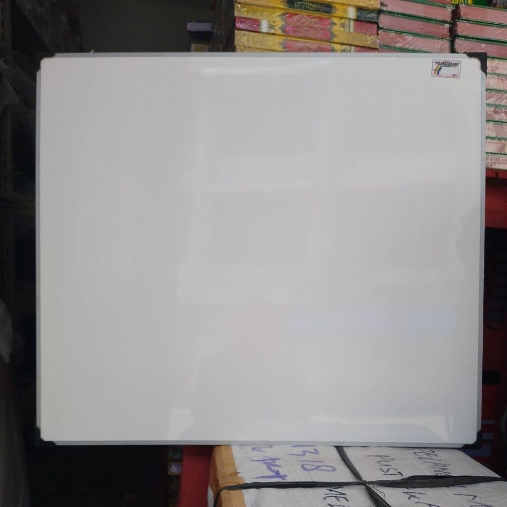 

Papan Tulis 70x80 cm Plus Gantungan Kanan Kiri Papan