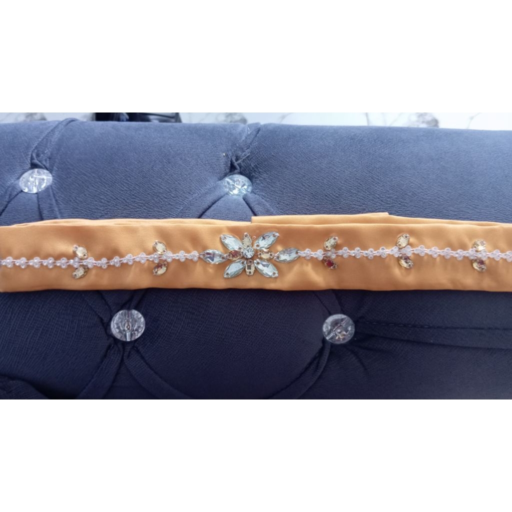 Belt payet manik-manik