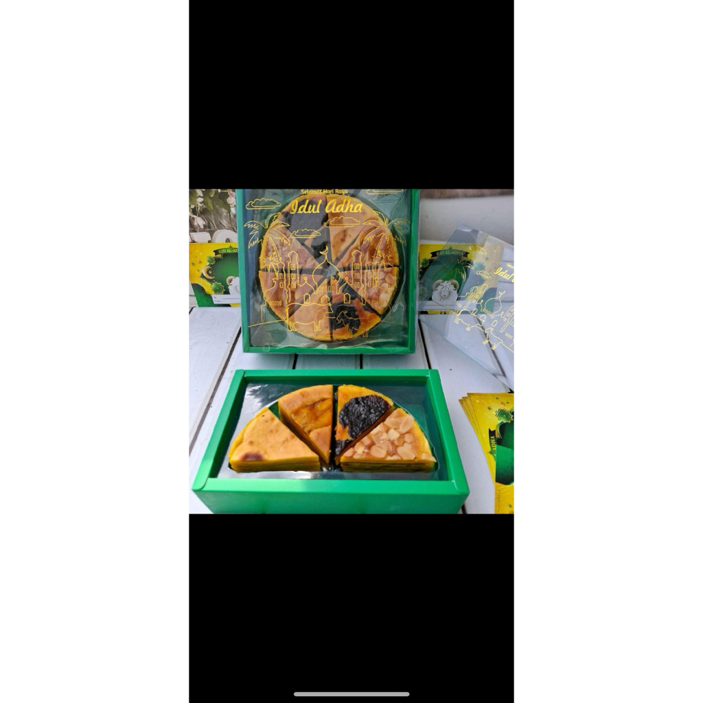 

LE Kue lapis legit empat sultan ukuran 1/2 loyang bulat (8x16cm) rasa premium, almond, cempedak,