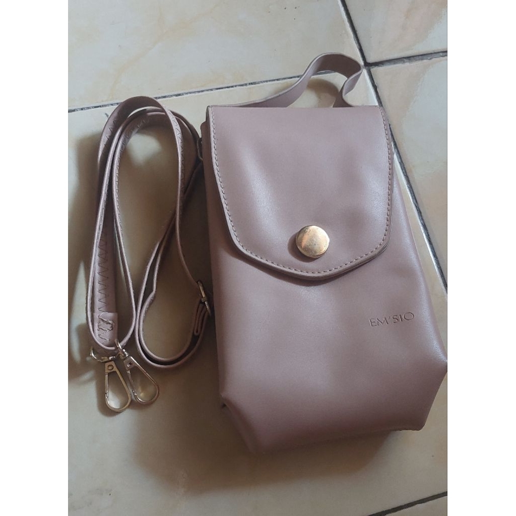 (PRELOVED)Tas selempang slingbag slingphone Emsio by elizabeth ORI