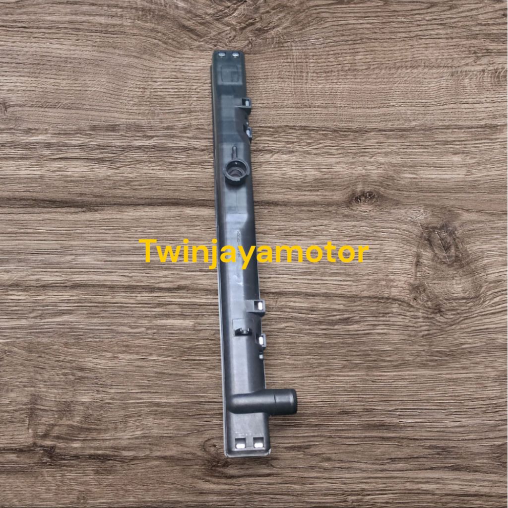 UPPER TANK RADIATOR LEXUS LX470 BENSIN/COVER RADIATOR LEXUS LX470