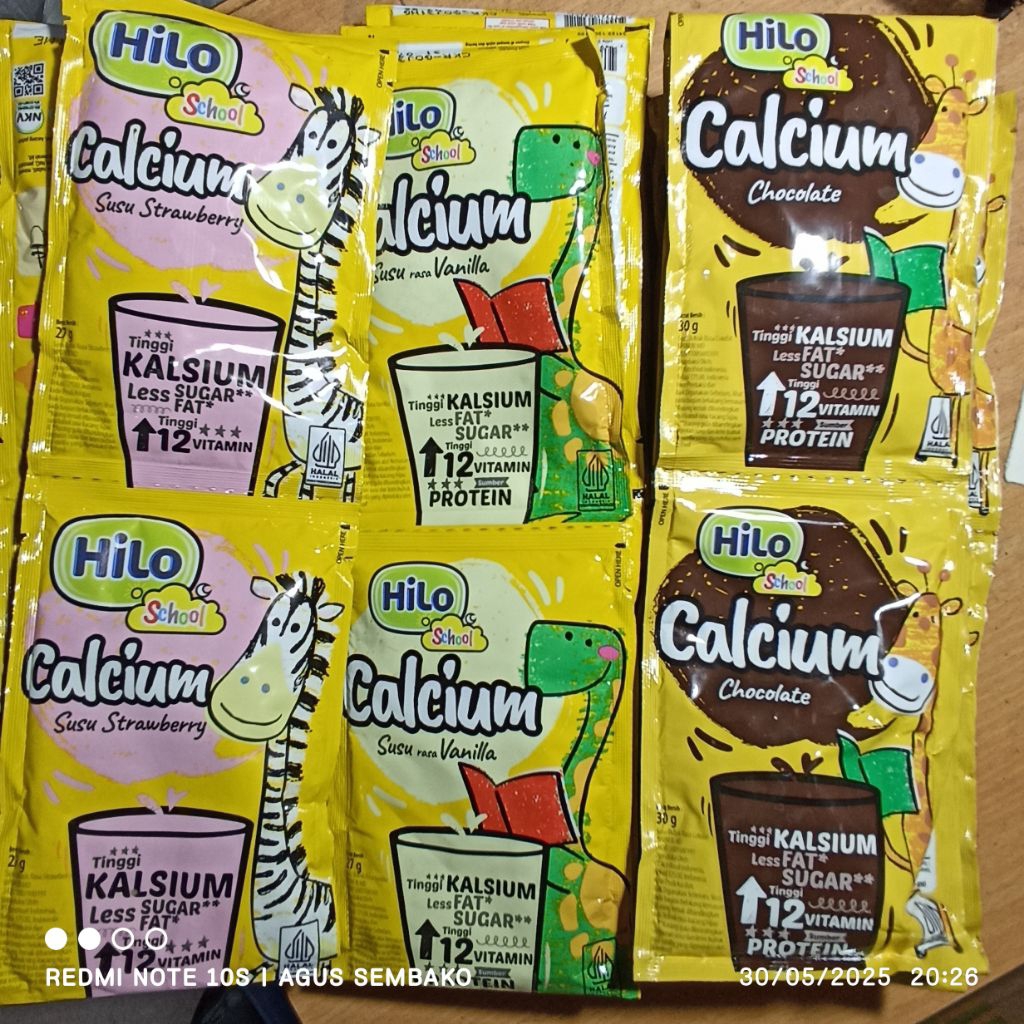 

1 rcg hilo school coklat - strawberry - vanilla isi 10 sachet