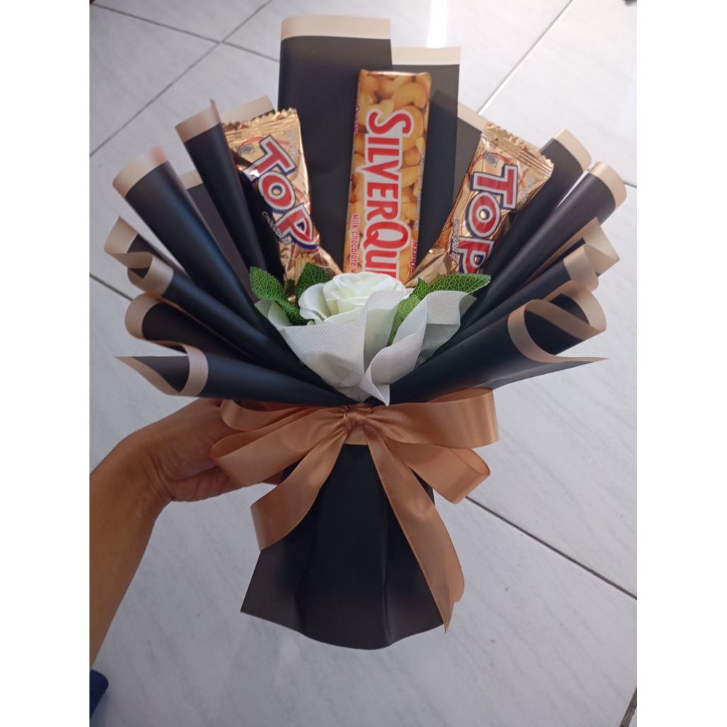 

buket coklat silverqueen