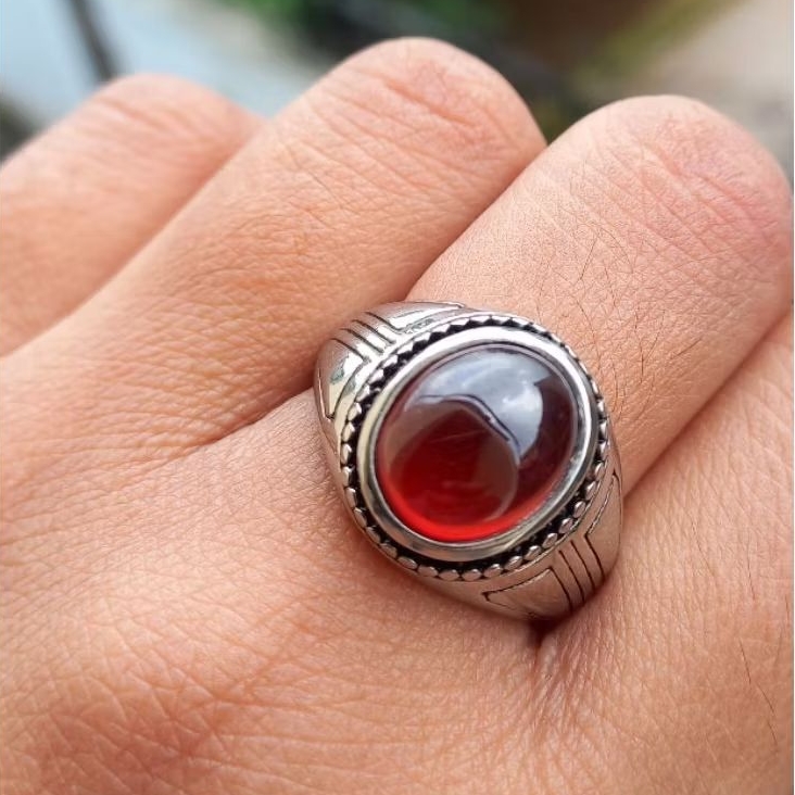 cincin batu red garnet