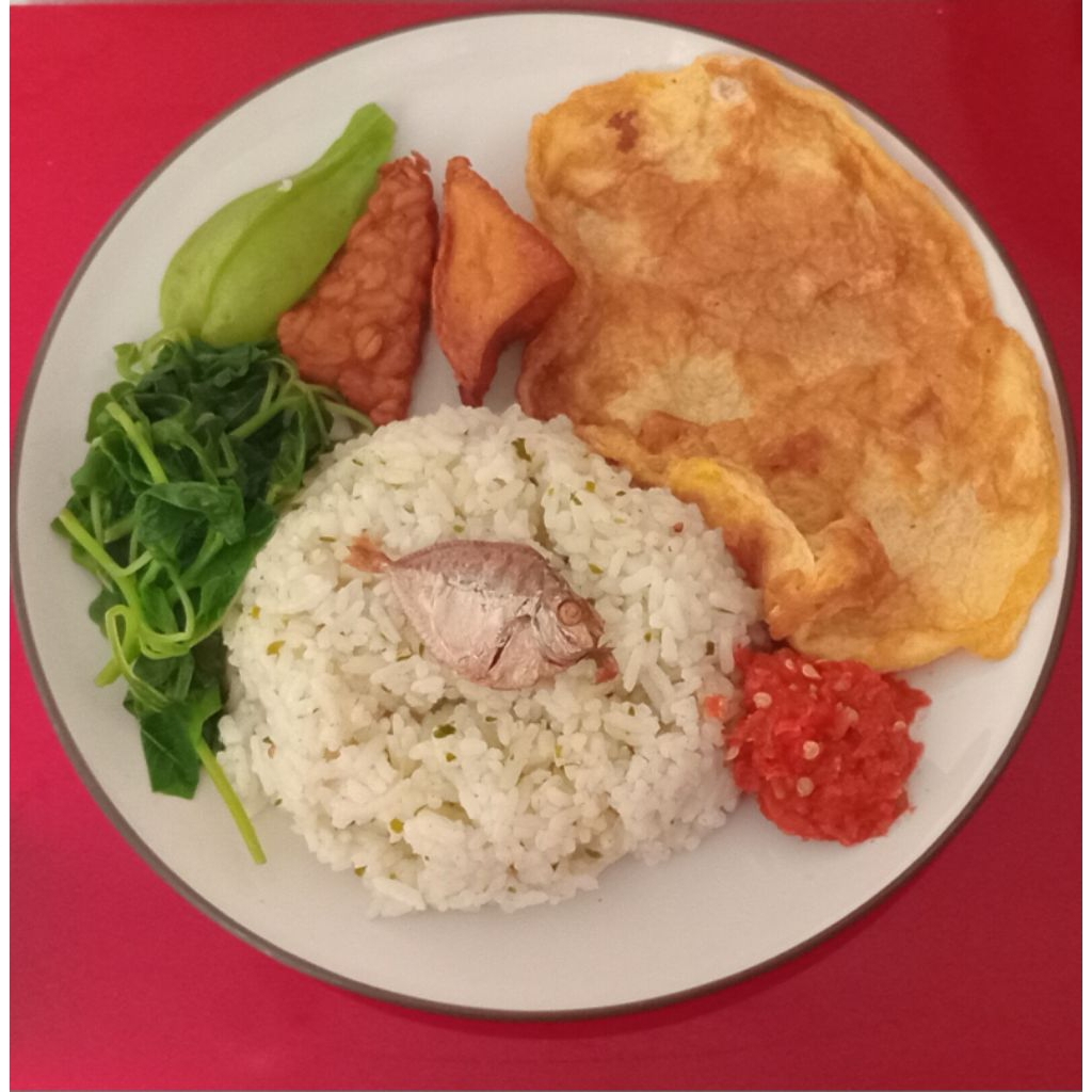

Paket Nasi Tempong Daun Jeruk Telur Dadar