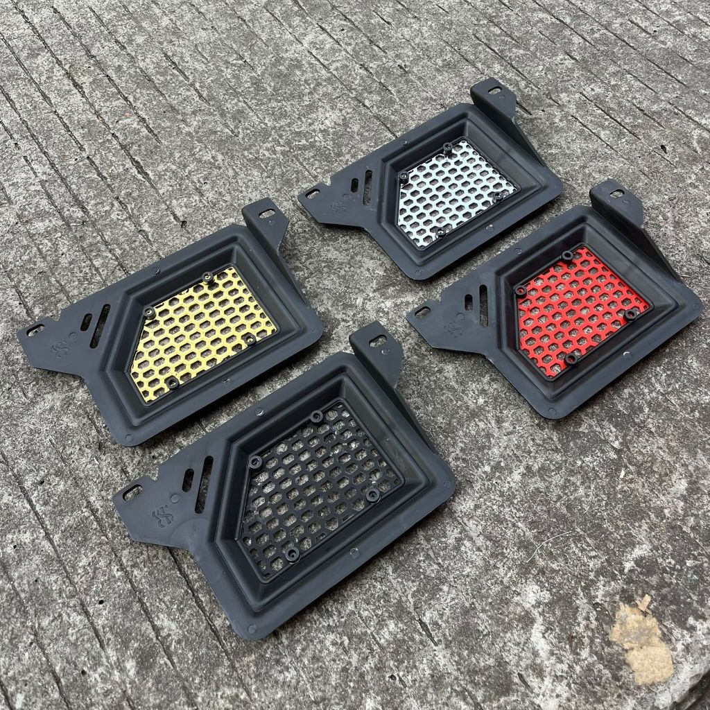 COVER RADIATOR NMAX NEW / OLD AEROX 155 LEXI PENUTUP RADIATOR KARBON NMAX LAMA BARU SUDAH TERMASUK B