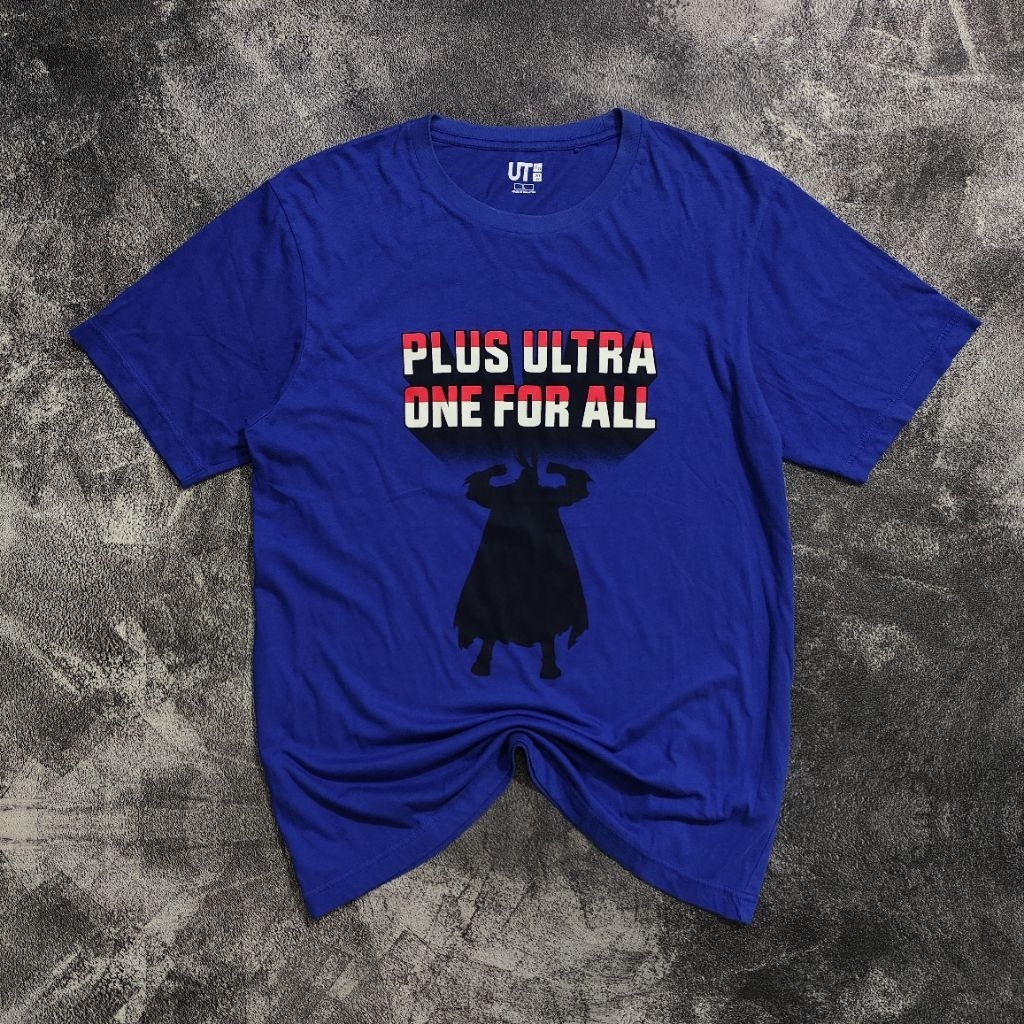 (L) UNIQLO X My Hero Academia T-Shirt Plus Ultra