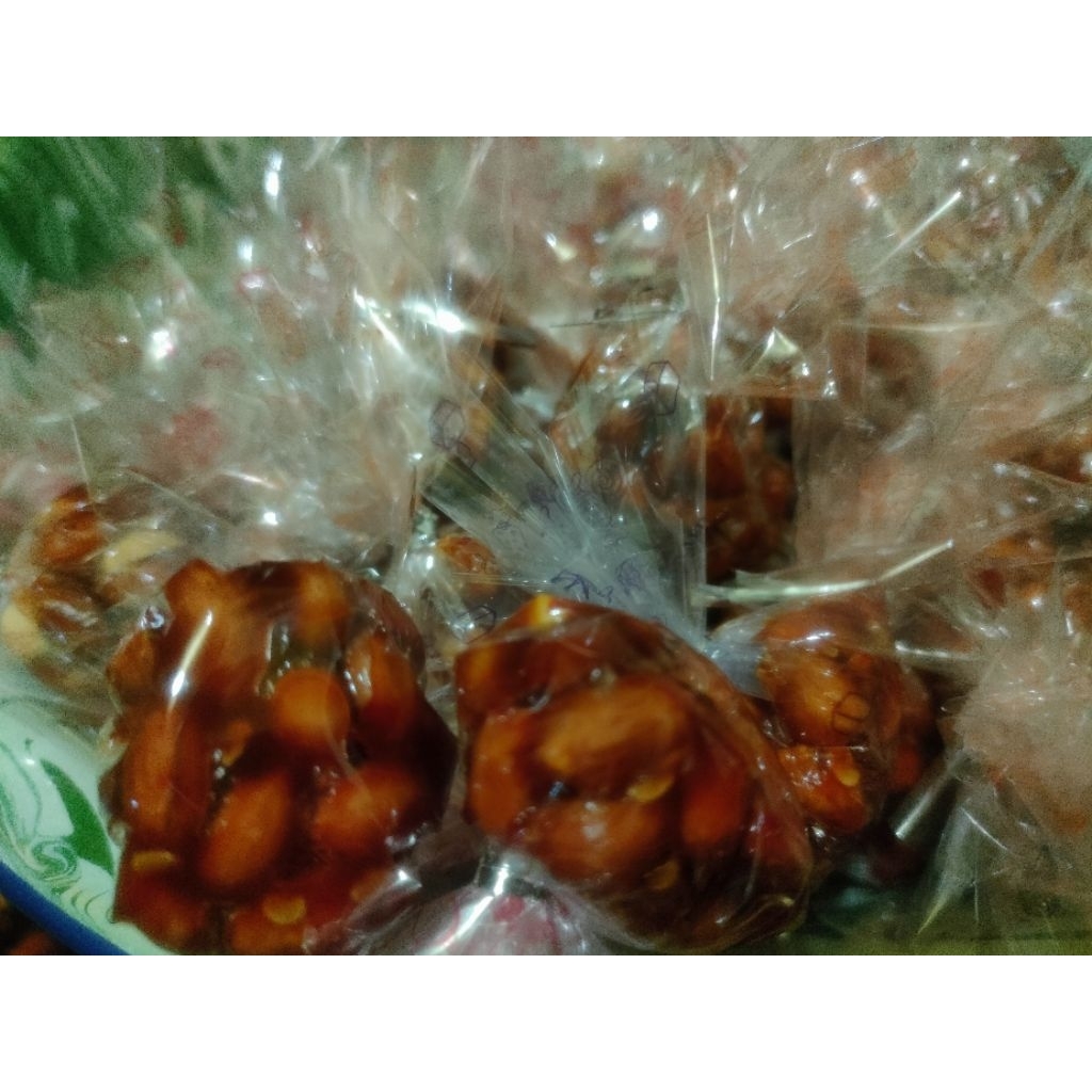 

kacang balado pedas manis
