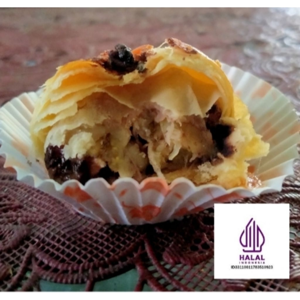 

BOLEN_PISANG_1 BOX isi 10 pcs