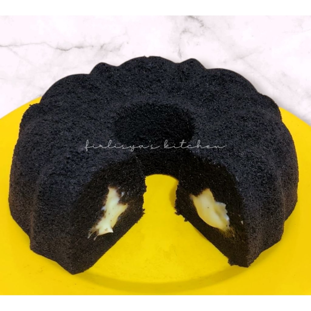 

Bolu ketan hitam keju lumer /Bolu ketan hitam/ Bolu ketan hitam topping keju diameter 20 cm