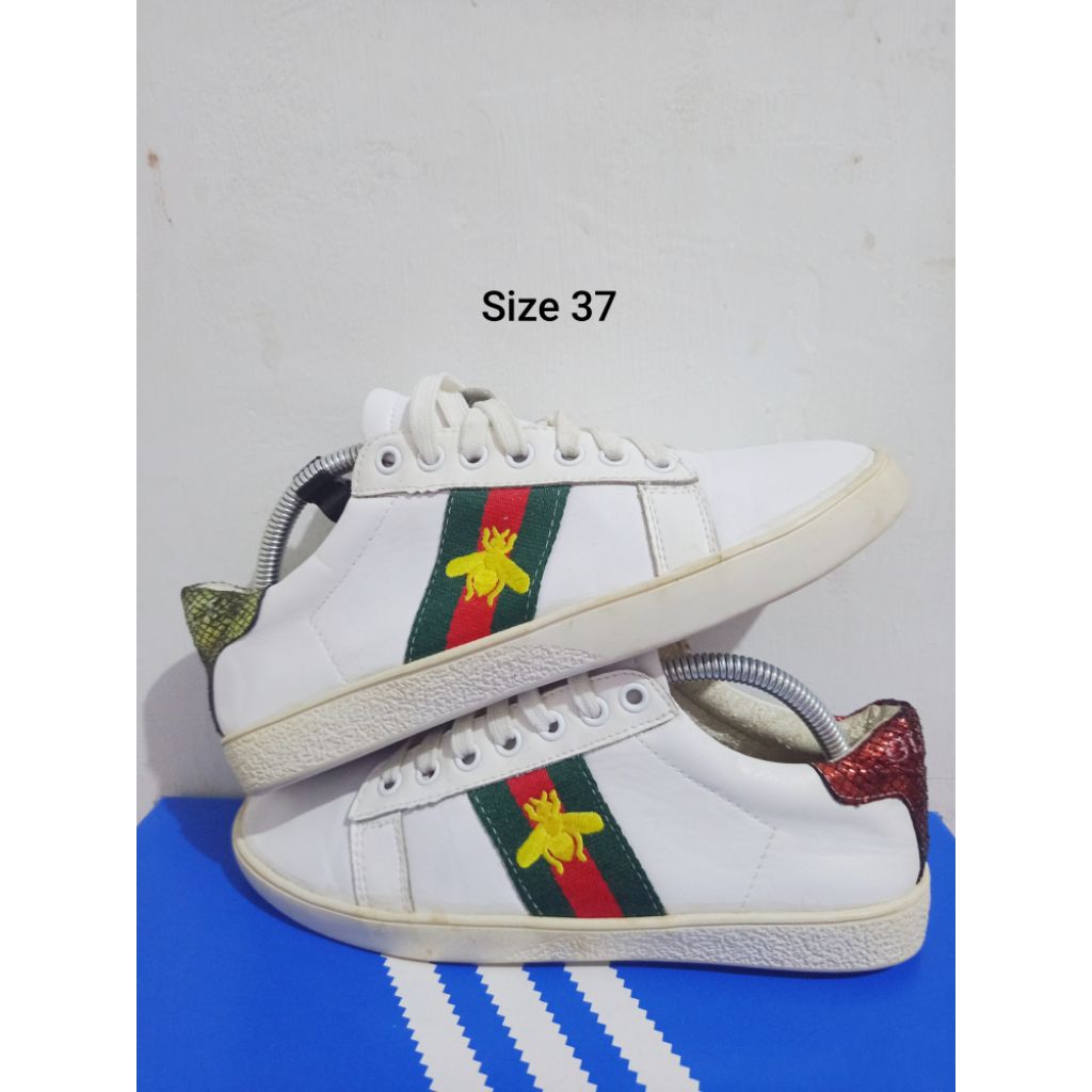 sepatu italy wanita