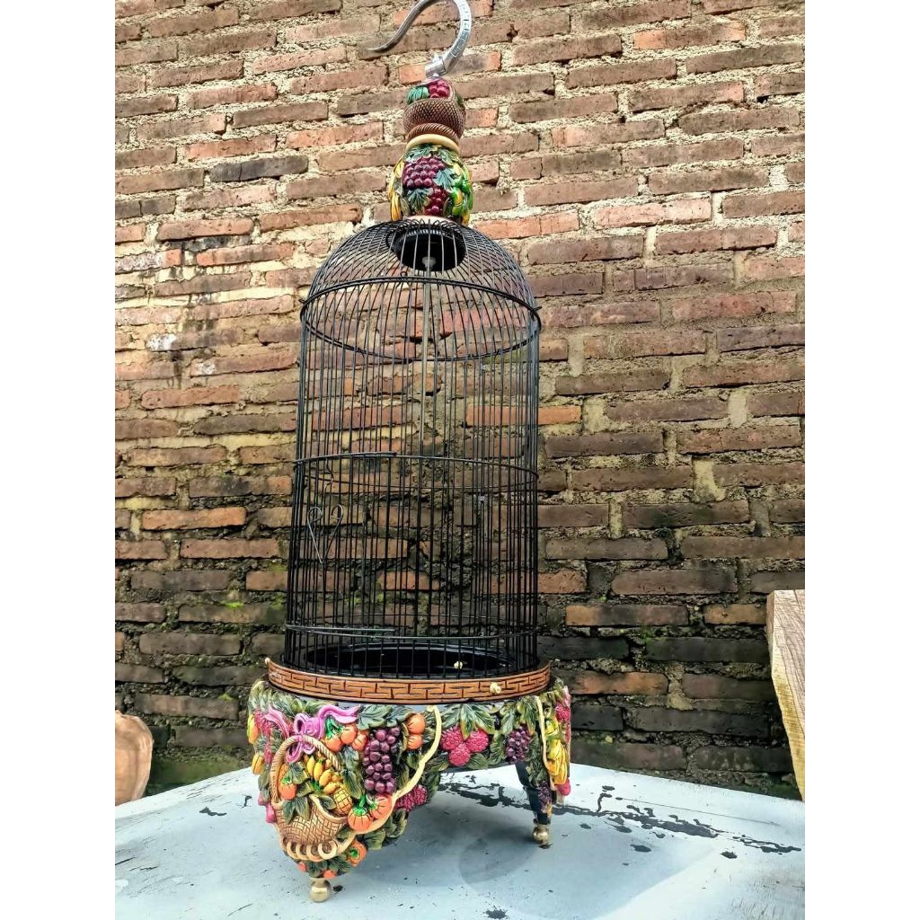 Tebok pleci helopet sangkar ukir motif buah