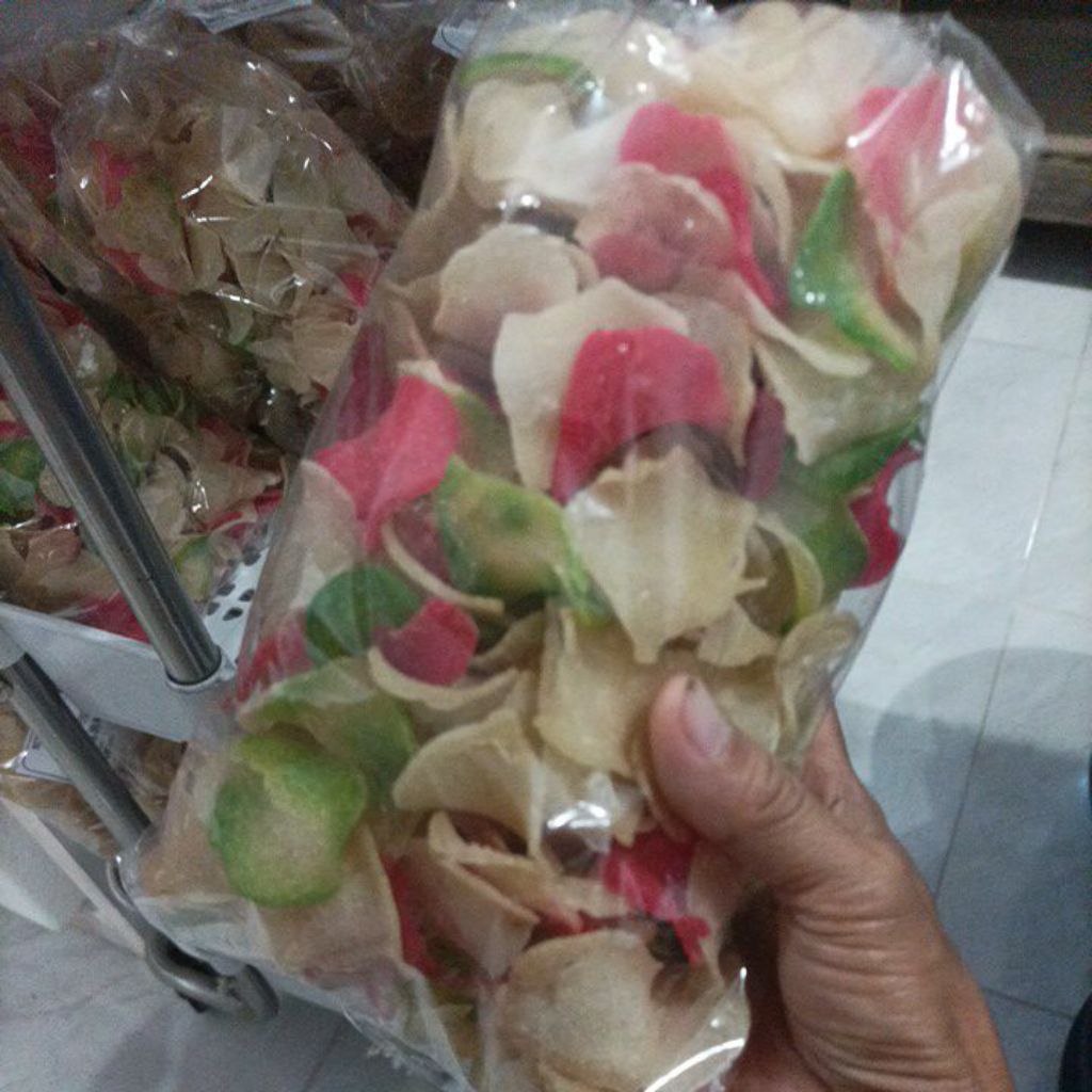 

kerupuk singkong 400gr