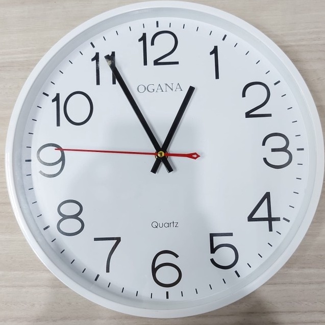 Jam Dinding Ogana Polos Besar Jam dinding bulat jam dinding