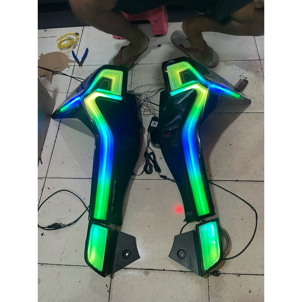 lampu pajero rgb stoplamp pajero dakar 2017-2021 rgb custom