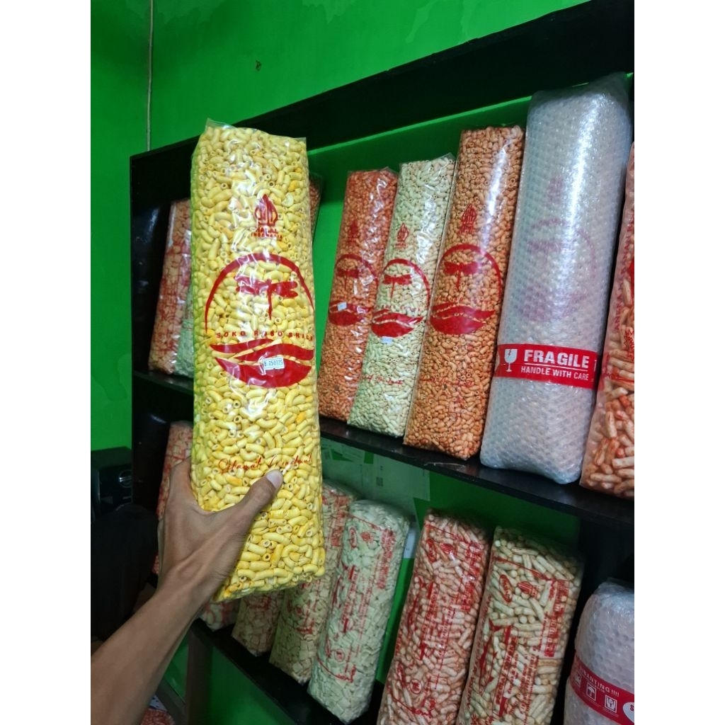 

MAKARONI BANTET JAGUNG MANIS KHAS SOLO - 1KG HALAL