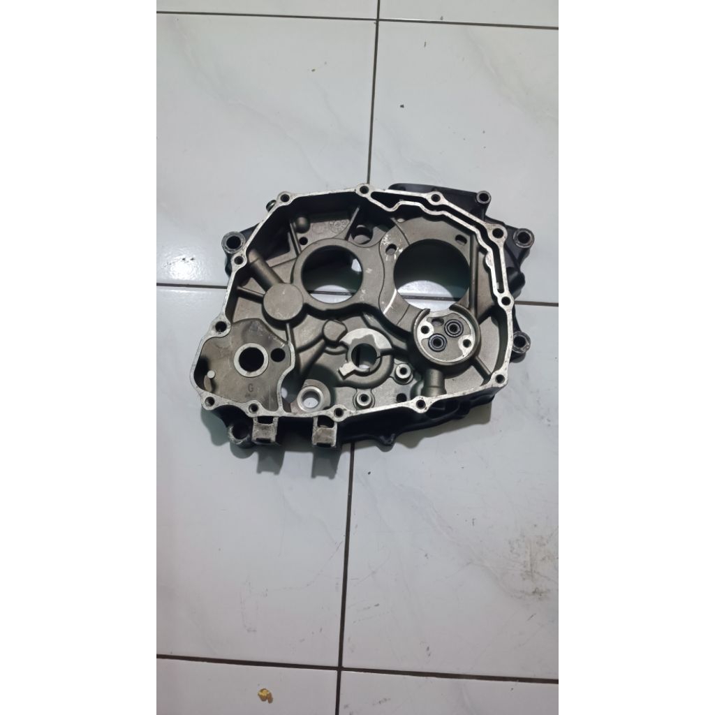 Blok crankcase mesin Minerva R150(mx150) 2008 mesin lama bagian kanan