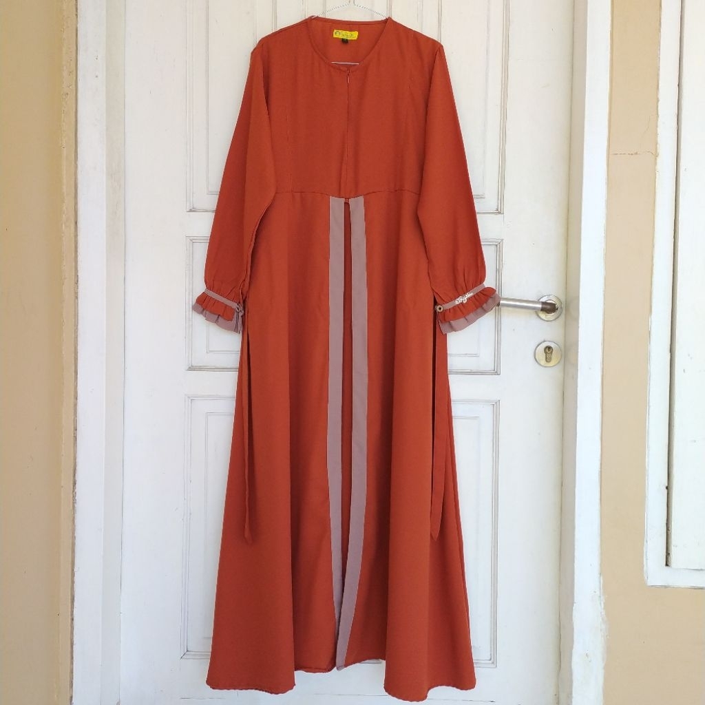 preloved_byfiw Dress wanita dewasa Jazzy syari by Elhjijab Ori warna RoseWood Peanut size M