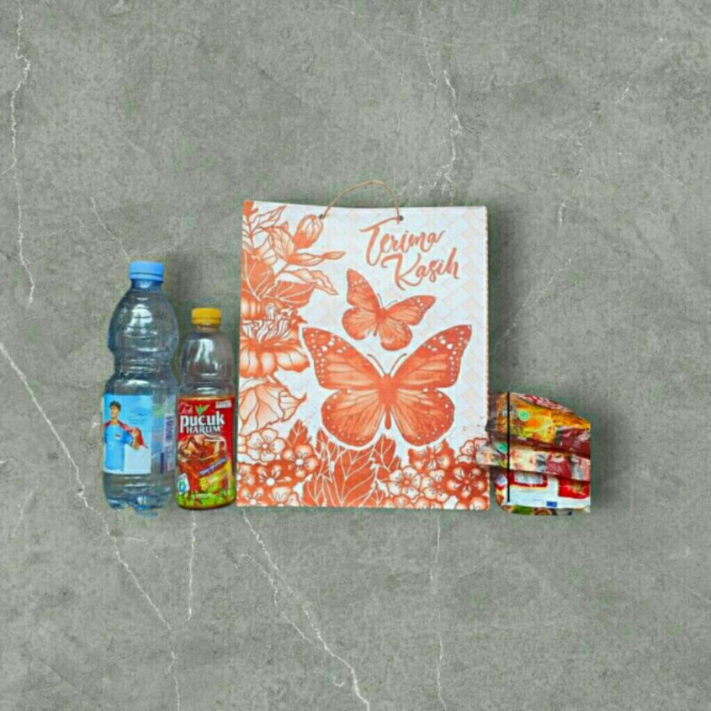 

( ISI 50 UK JUMBO 25X30X8 ) (Tali Kertas) PAPERBAG BATIK / TAS KERTAS BATIK / TAS SOUVENIR BATIK / PAPER BAG