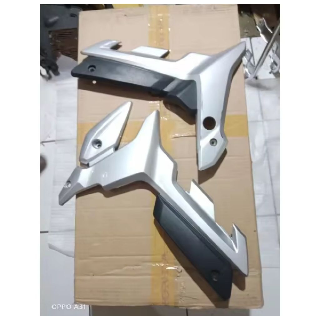 cover sambungan body cs1 seken original