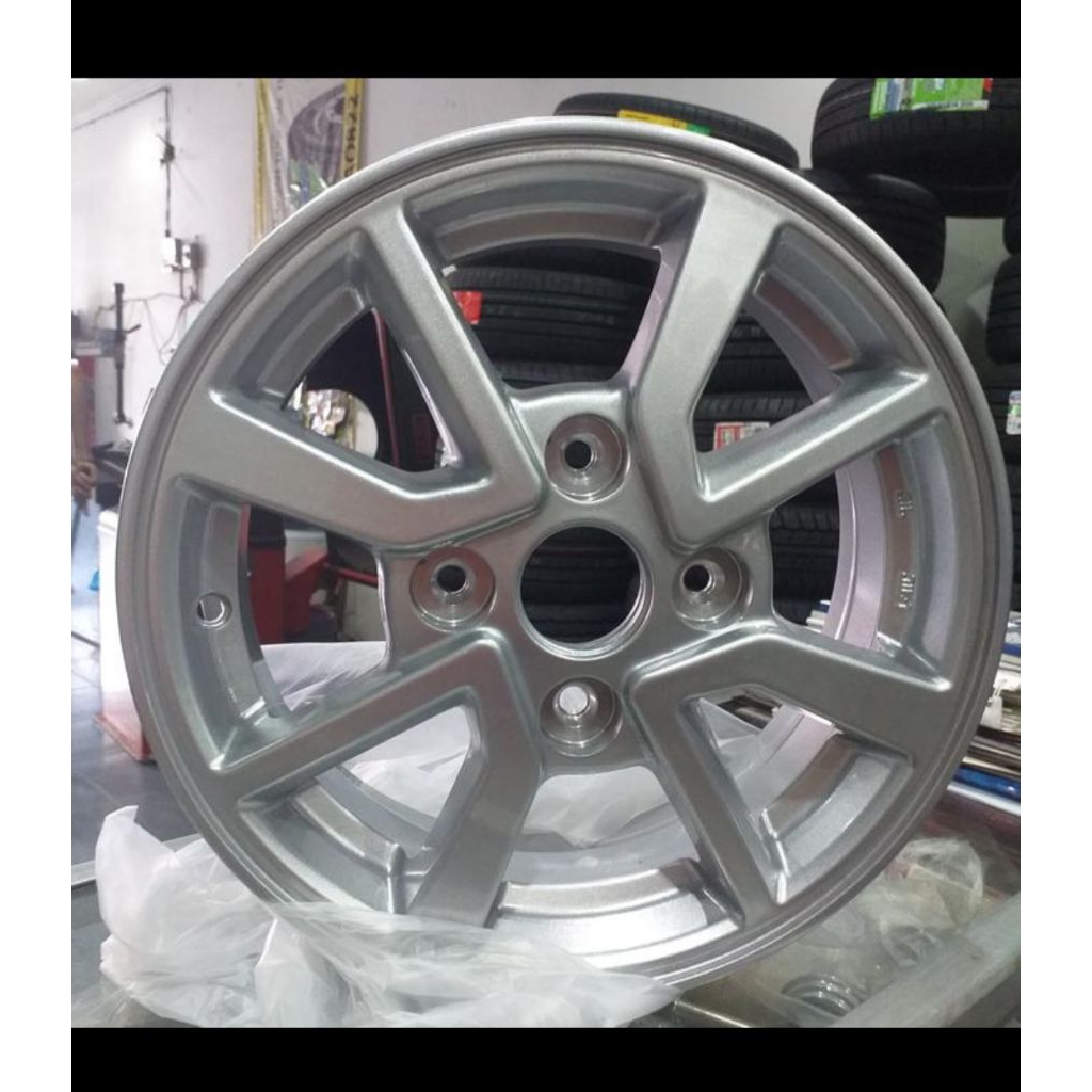 Velg Racing OEM Daihatsu Xenia R14 Tahun 2019