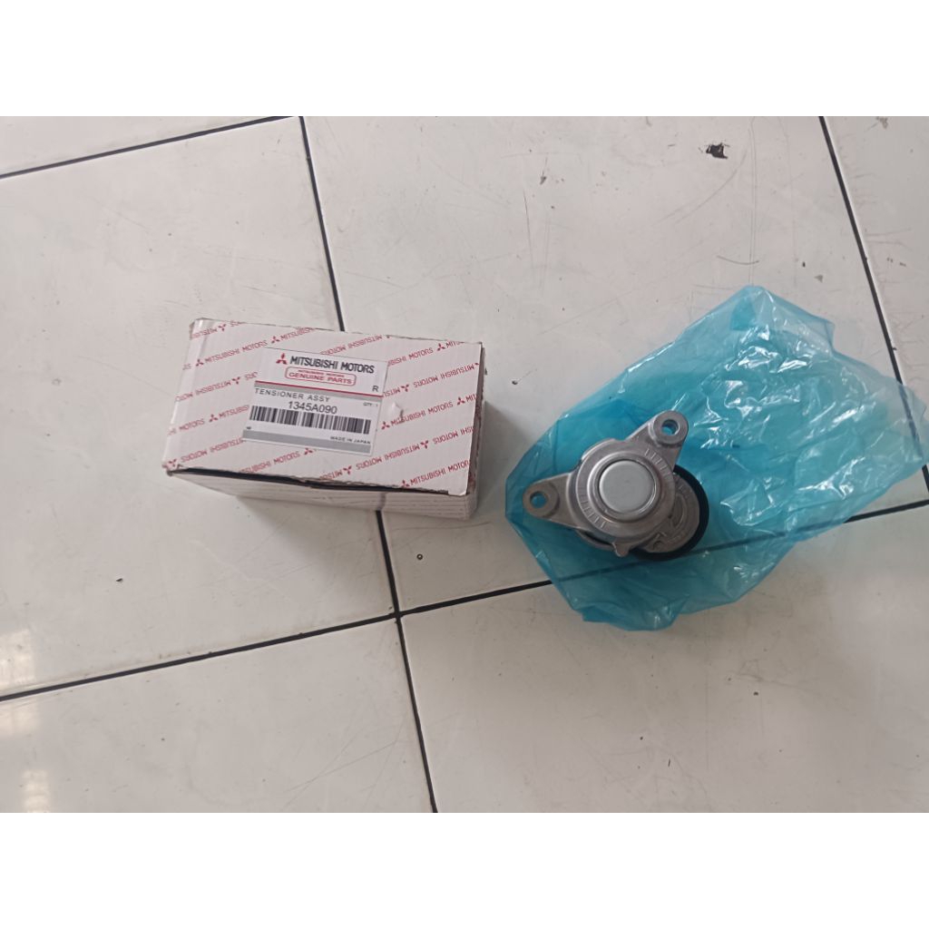 tensioner fanbelt mitsubishi outlander lancer