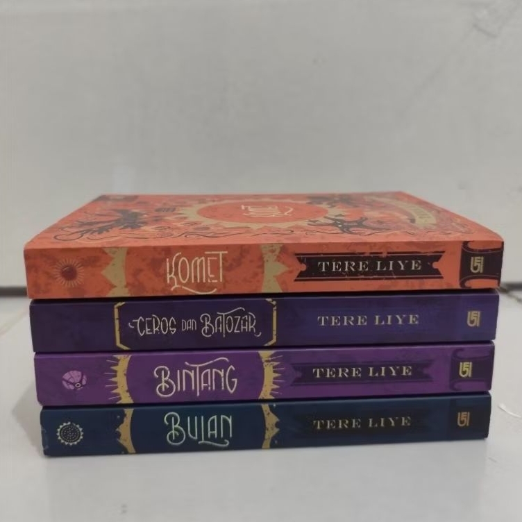 PRELOVED NOVEL BULAN/BINTANG/CEROS BATOZAR/KOMET KARYA TERE LIYE