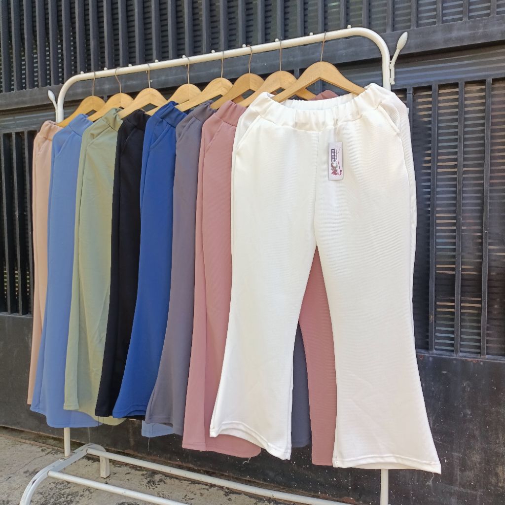 CELANA CUTBRAY WANITA KNIT JAPAN IMPORT JUMBO