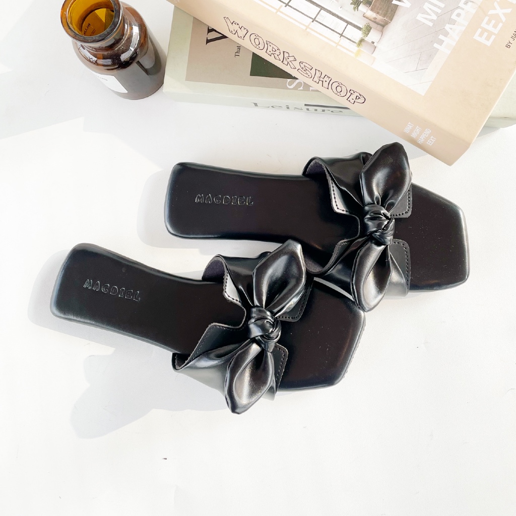 Magdiel Chrissy Sandal Wanita Sandal Teplek Kekinian