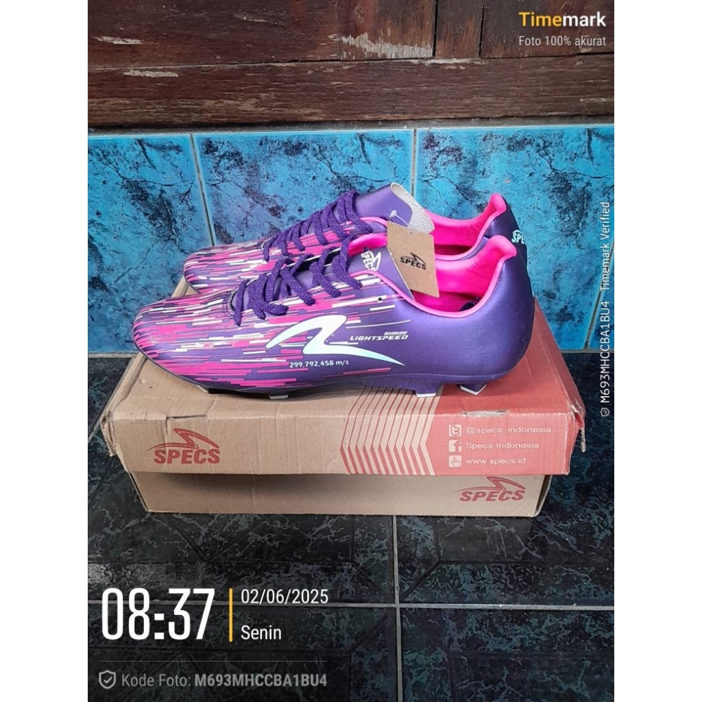 Sepatu bola specs lightspeed reborn FG valhalla pink glo frosty day size 46
