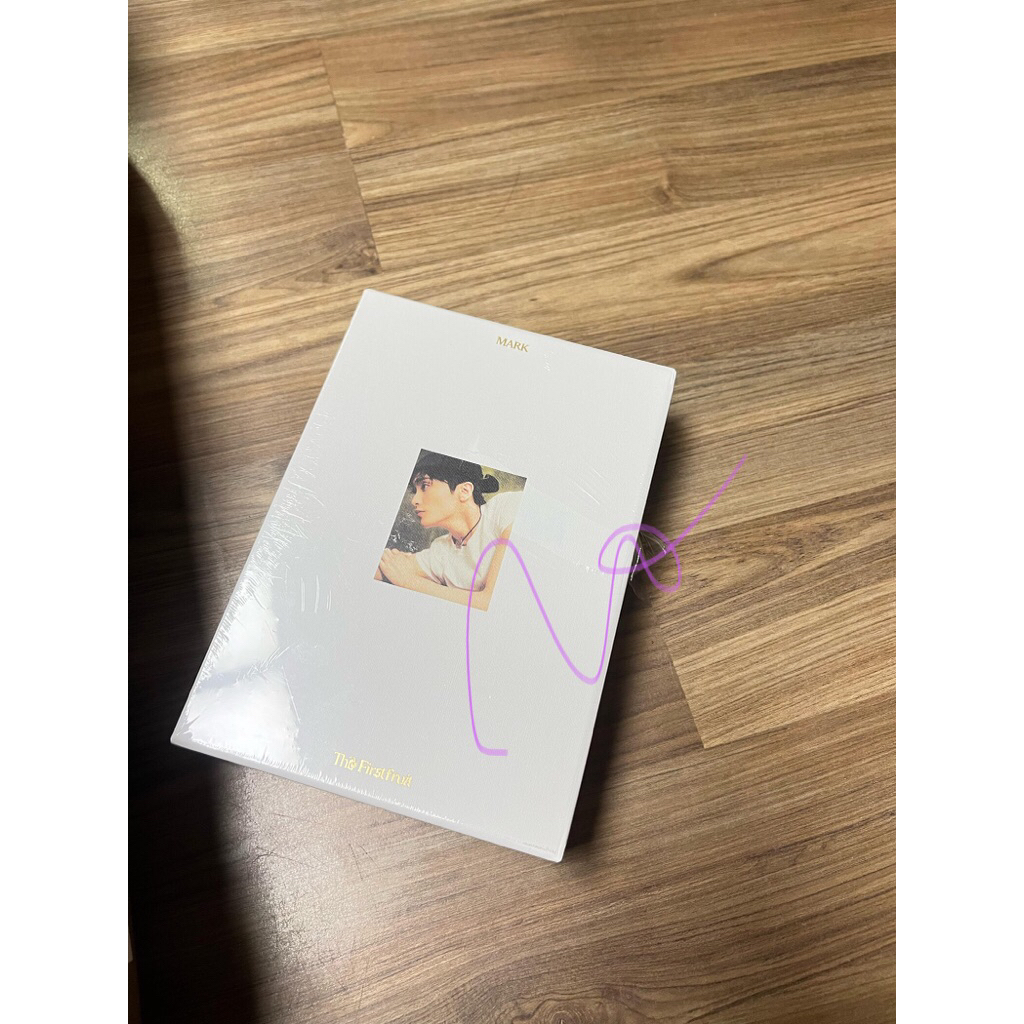 [READY STOCK-BACA DESK] TRILOGY VER - MARK 1st ALBUM "THE FIRSTFRUIT" SEALED GET FREE OFFICIAL PHOTO