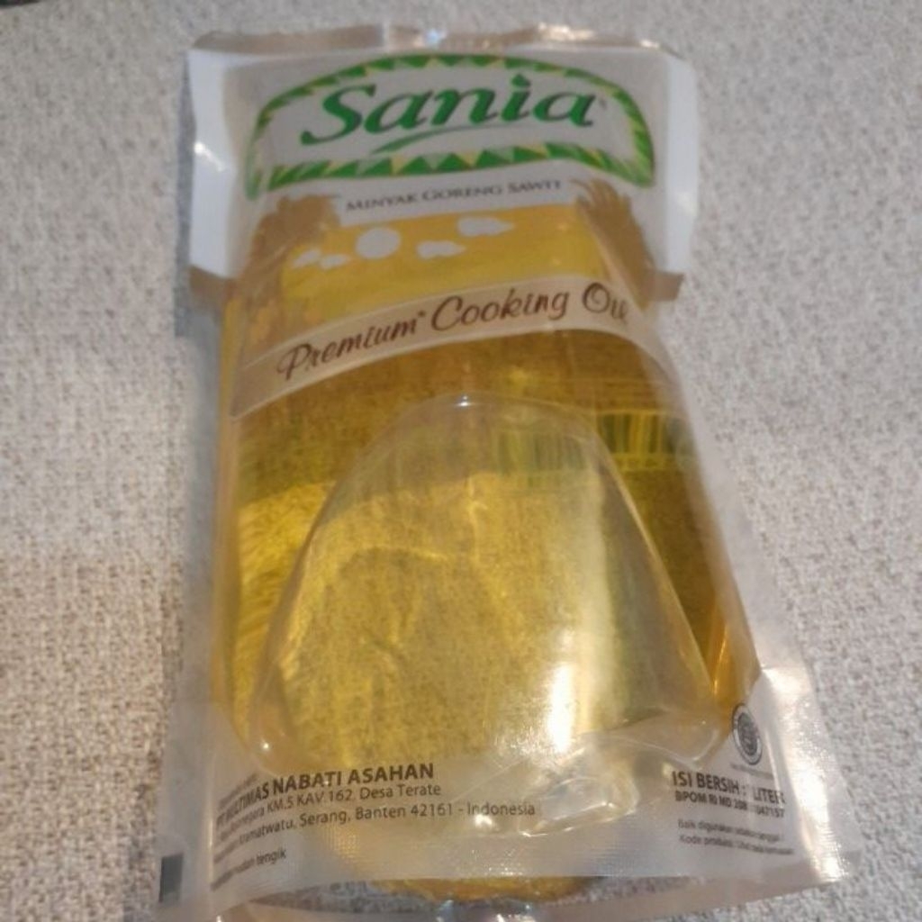 

Minyak goreng sania 1L