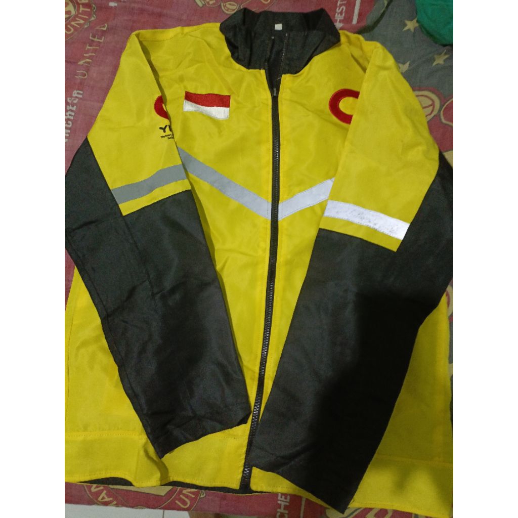 jacket dan helmet ojol maximm
