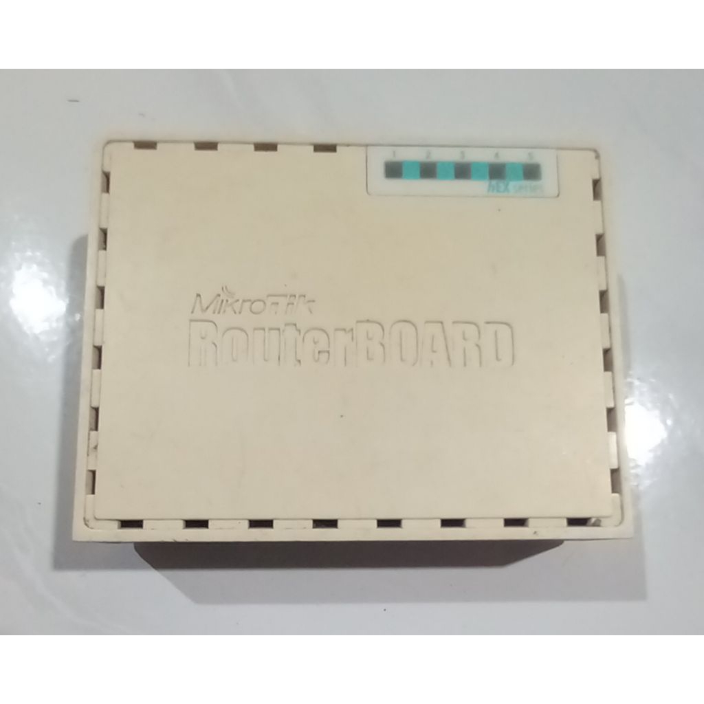 Mikrotik hex lite RB750 r2