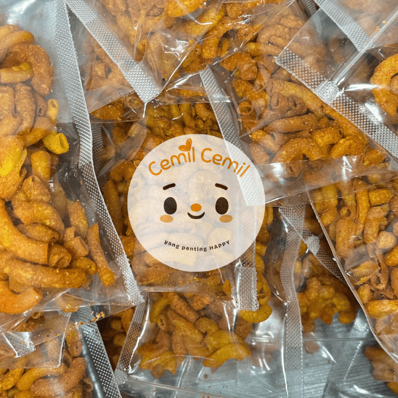 

Makaroni Kriuk 50gr Pedas Hot by cemilcemil