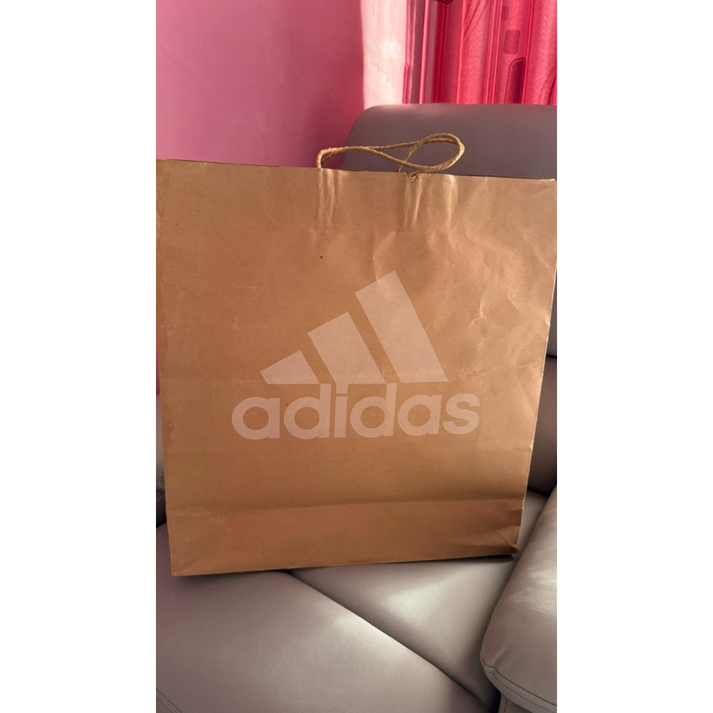 

Paperbag adidas xtralrge
