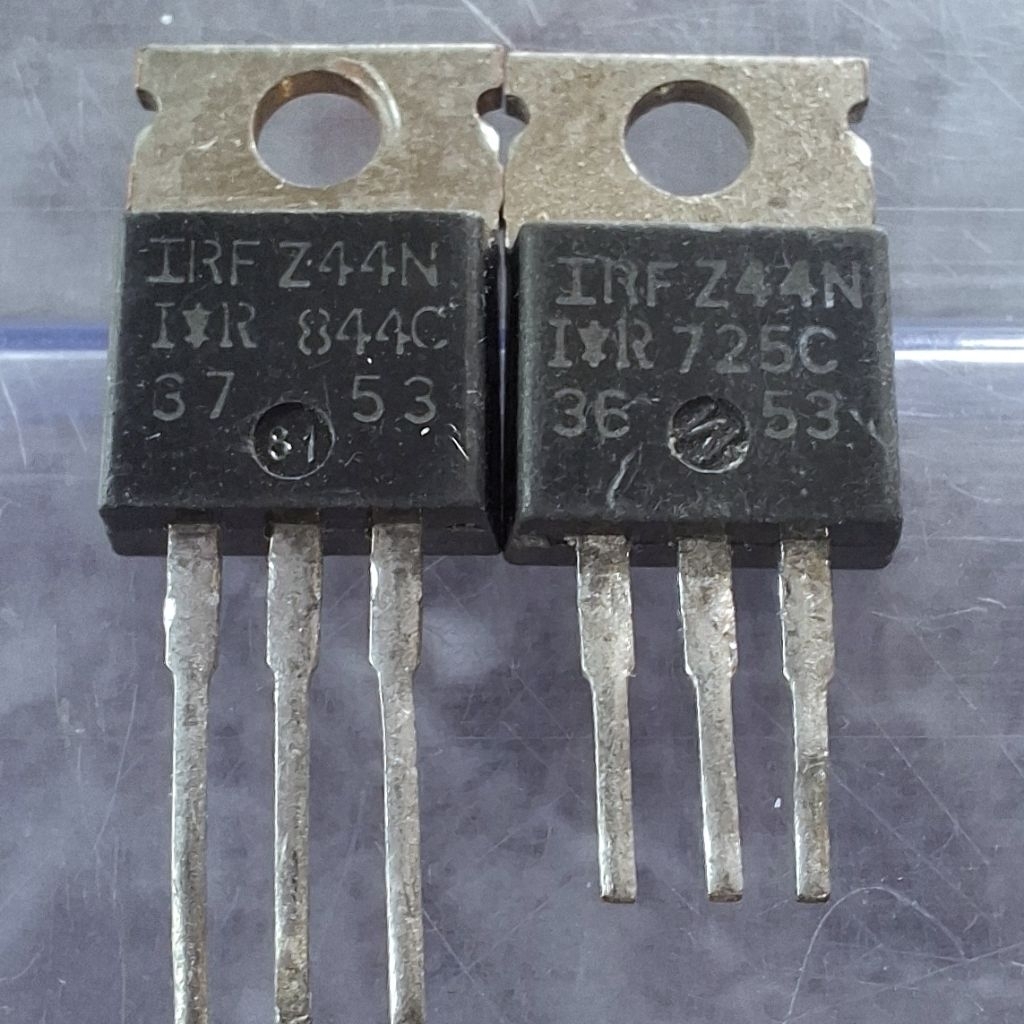 MOSFET 44N IRFZ CABUTAN